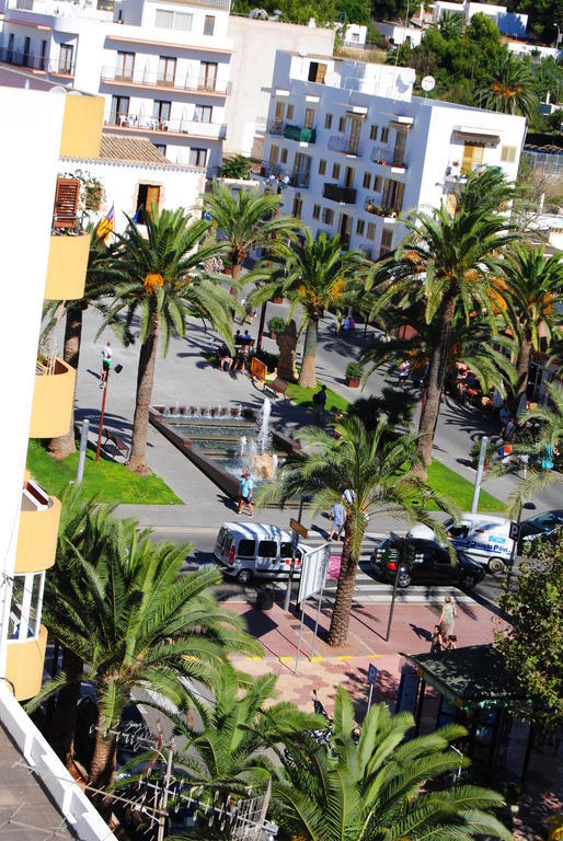 Hostal Mayol Santa Eulária des Riu Exterior foto