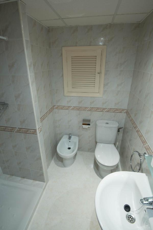 Hostal Mayol Santa Eulária des Riu Exterior foto