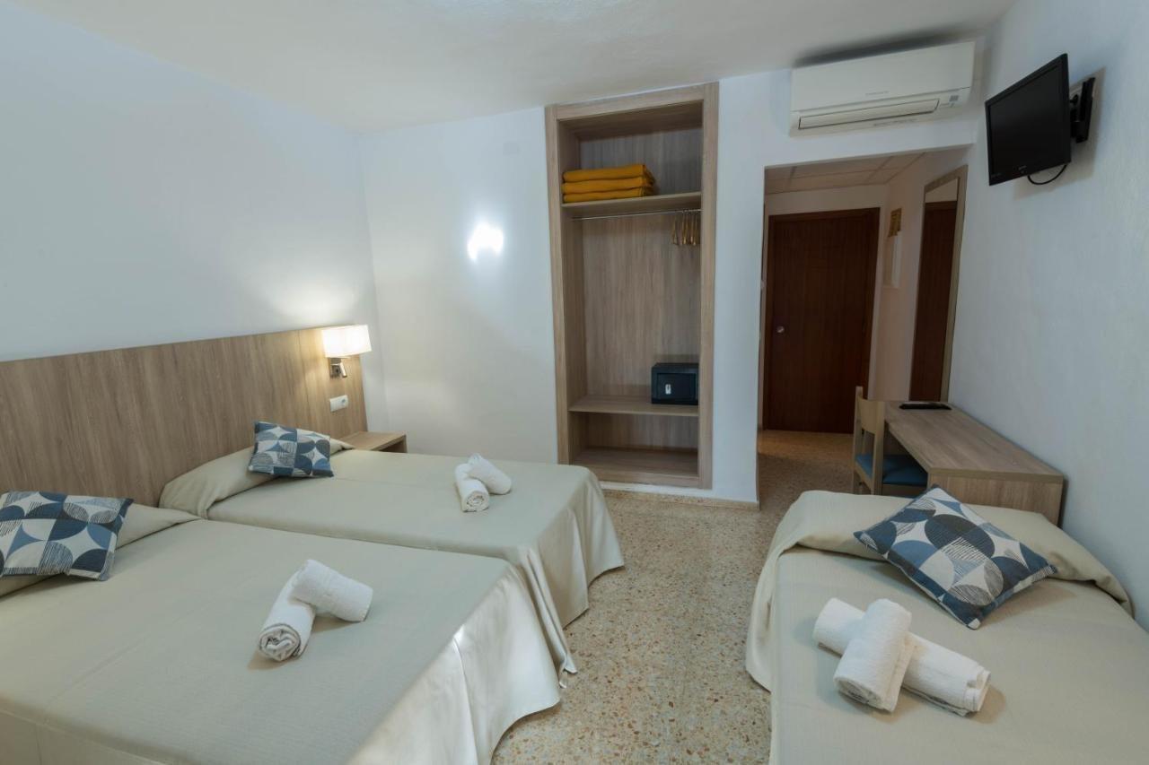 Hostal Mayol Santa Eulária des Riu Exterior foto