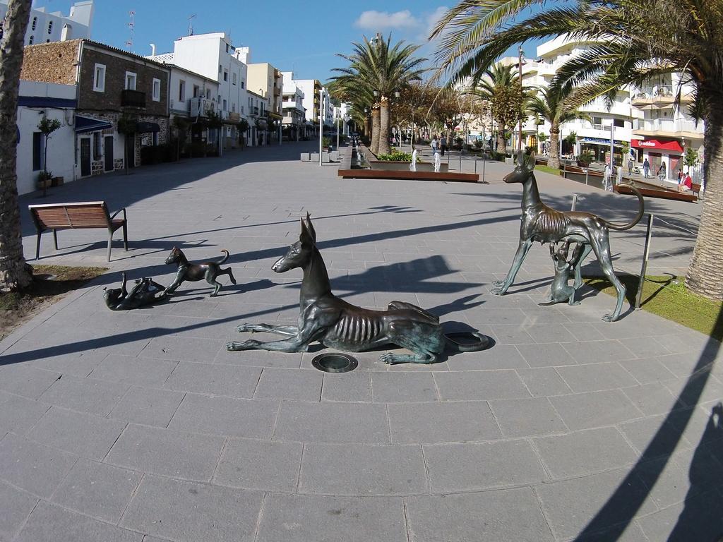 Hostal Mayol Santa Eulária des Riu Exterior foto